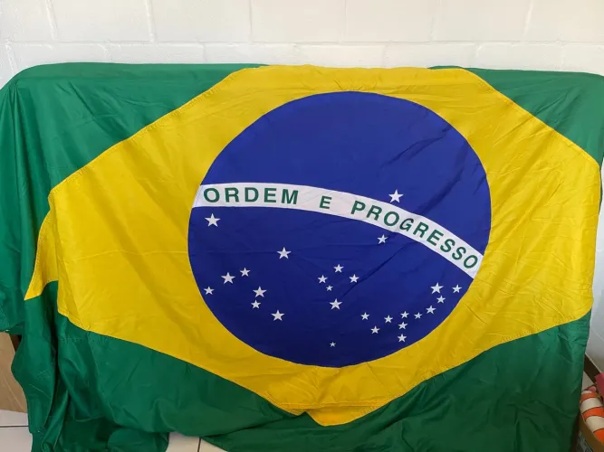 Bandeira do Brasil de guincho enorme