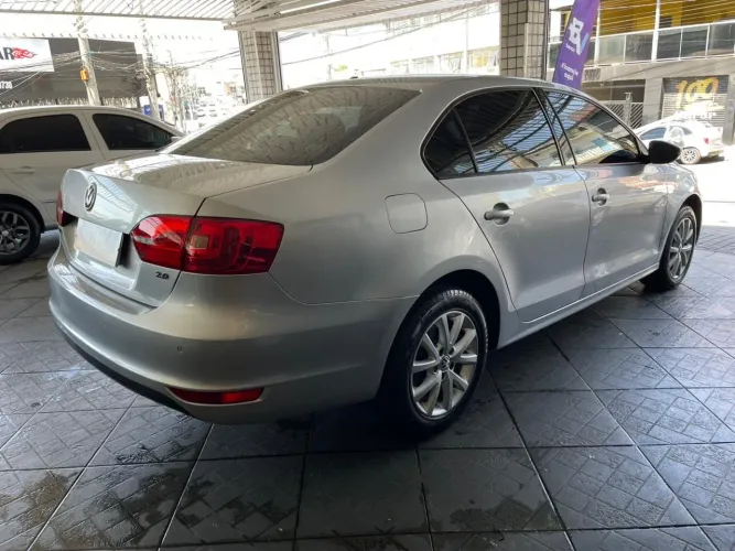 Volkswagen Jetta Comfortline 2.0 T.flex 8V 4P Tipt. 2012