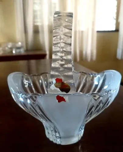 Cesto de Cristal para Decoração