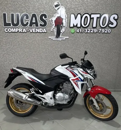HONDA CB300R TRICOLOR 2015 32MIL KM ZERADA