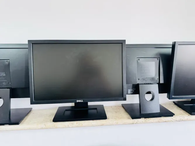 Monitor DELL E1910c