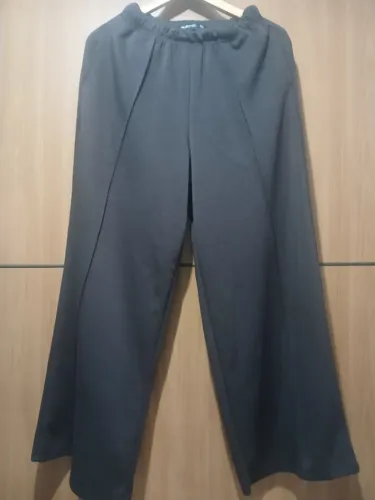 Calça Renner Pantalona - P (veste um 42)