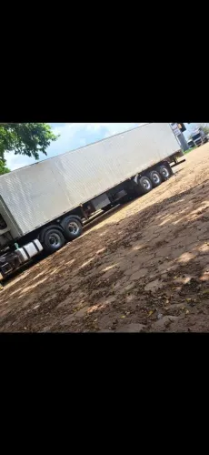 Vendo carreta bau 28 paletes frigorífica