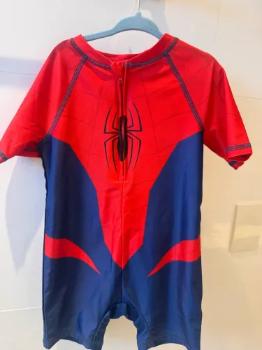 Macacão Homem Aranha com proteção solar 4 anos