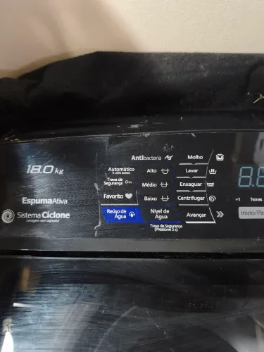 Máquina de Lavar Panasonic 18kg Titanium NA-F180P7 (Sem Agitador Central)