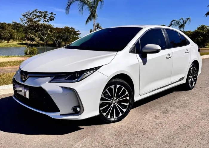 Toyota Corolla Altis 2.0 Flex 16V Aut. 2024