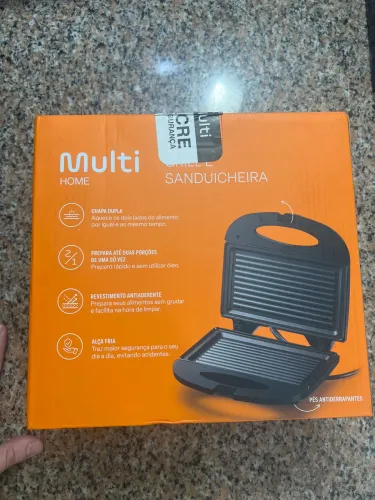 Sanduicheira e Gril Lacrada