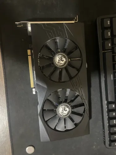 Placa de vídeo / RX 580 SOYO