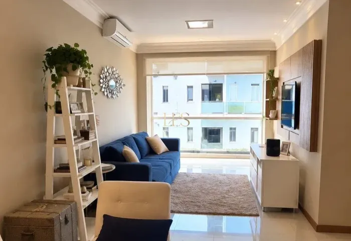 Apartamento à Venda com 4 Quartos na Mata da Praia - Vitória ES