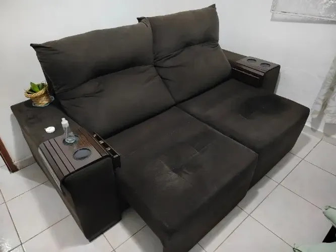 Sofá 2 Lugares Retrátil e Reclinável