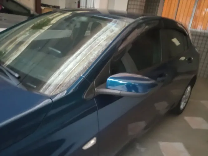 Motorista com carro para transporte de pessoas capital interior e litoral