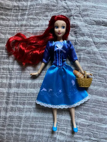 Boneca Ariel camponesa