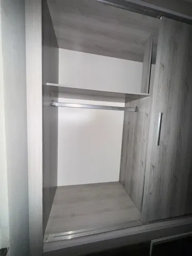 GUARDA ROUPAS NOVÍSSIMO PRA VENDER LOGO 