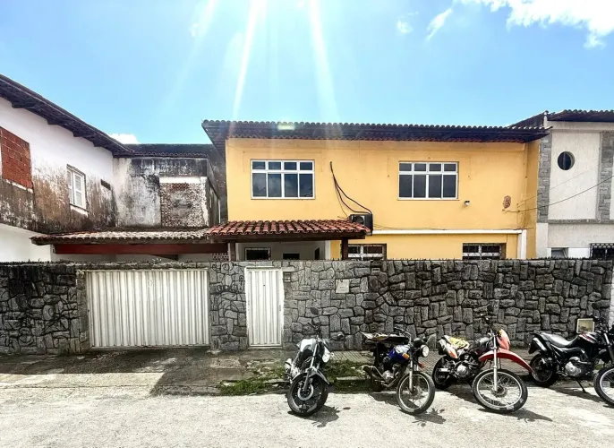 CASA DUPLEX PARA VENDA NO RODOLFO TEÓFILO