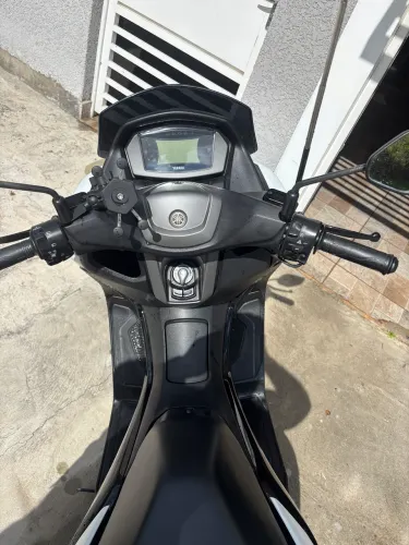 Vendo Nmax 22