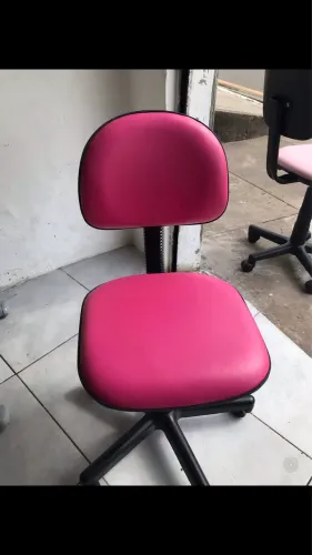 Cadeira secretaria giratória
