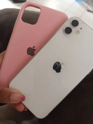 Vendo ou troco iPhone 1164gb