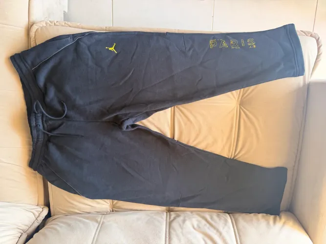 Calça Moletom Jordan Paris Saint-Germain
