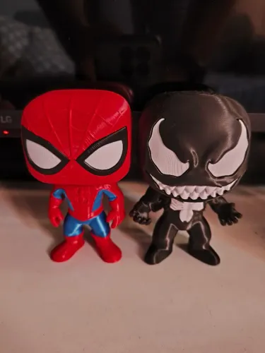 Funko Homem Aranha e Venom