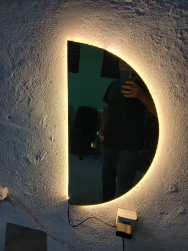Espelho novo com iluminação em led quente
