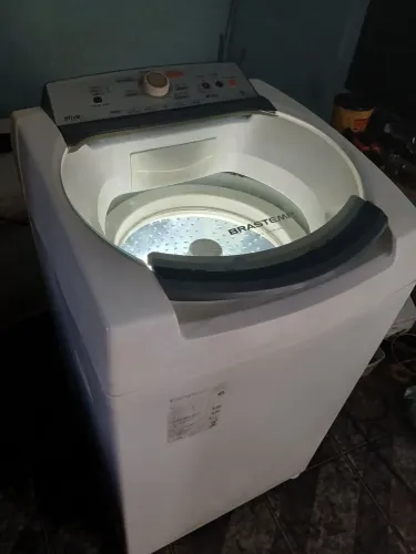 Máquina de lavar Brastemp 9kg, com iluminação interna top
