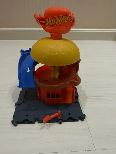Pista Hotwheels hambúrguer