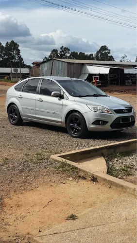 Ford Focus 1.6 S/se/se Plus Flex 8v/16v 5P 2011