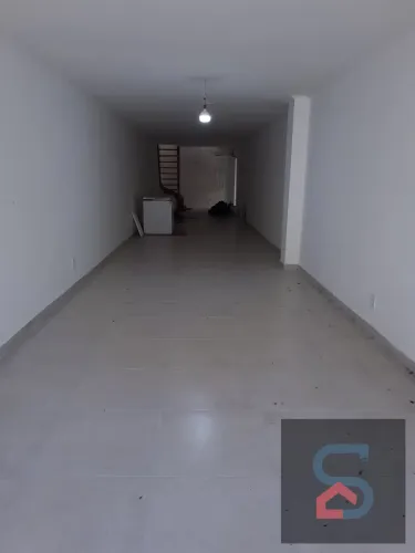 Prédio Inteiro em Jacaré - Cabo Frio