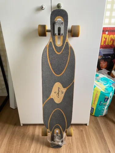Longboard Loaded Dervish Sama + Trucks Paris + Rodas Orangatang (Setup Completo Premium)