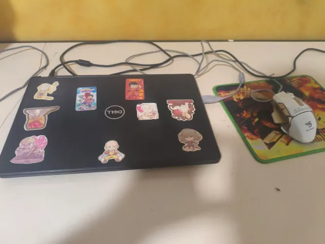 Notebook usado ótimo estado da dell