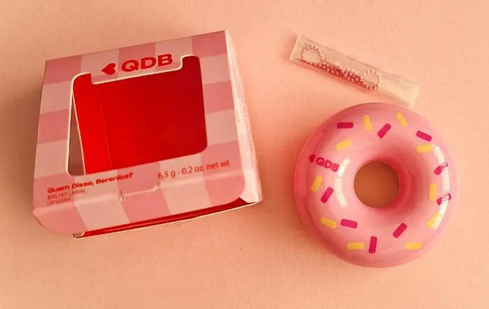 Gloss labial Bake & Balm rosa Quem Disse berenice