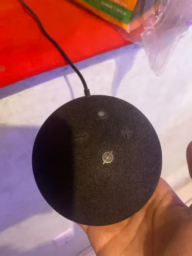 Vendo Alexa 5 geração com 4 lâmpadas