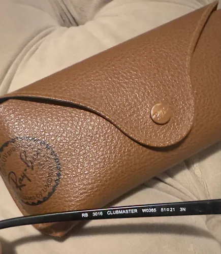 Vendo óculos rayban original