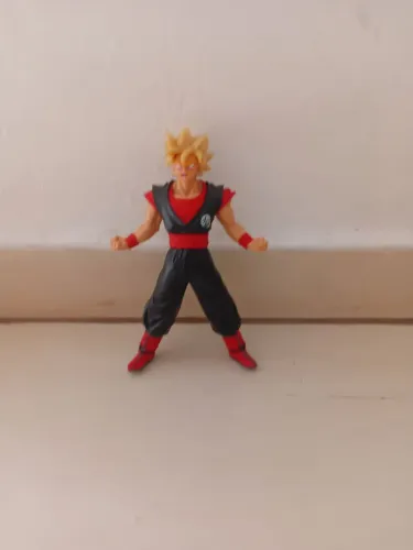 Boneco Action Figure Goku SSJ Dragon Ball