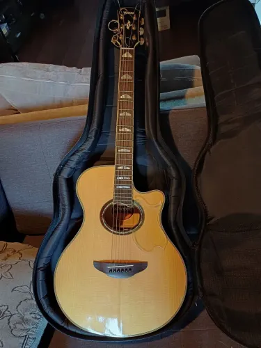 Vendo violão Yamaha APX 1000 novíssimo