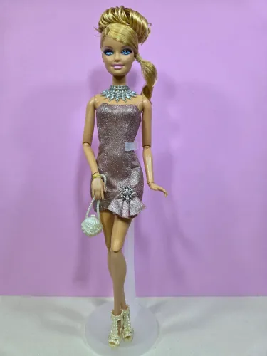 Barbie fashionista Glam