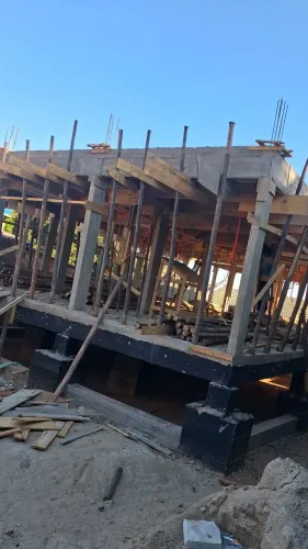 Preciso de Carpinteiro e pedreiro