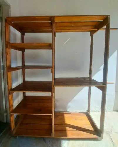 Arara roupeiro