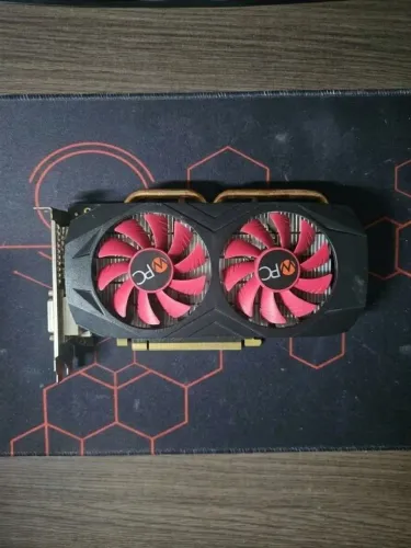Placa de video AMD RX 580 8GB (defeito para manutenção ou retirada de peças)