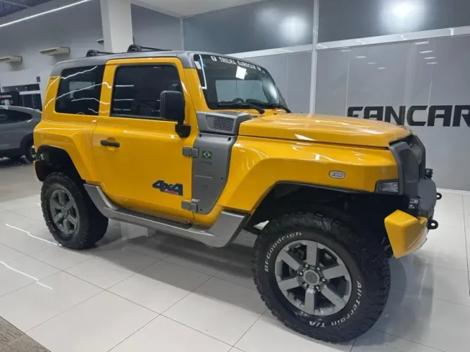 Troller T-4 XLT 3.2 2017
