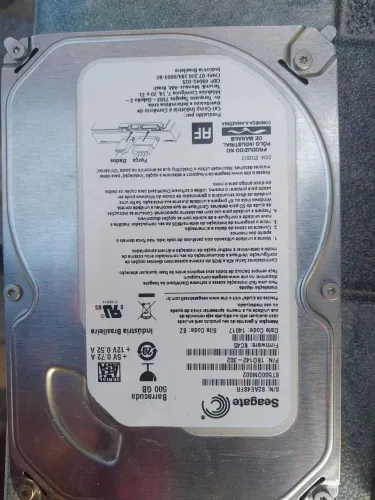 Vendo HDs 320 gb e 500 Gb