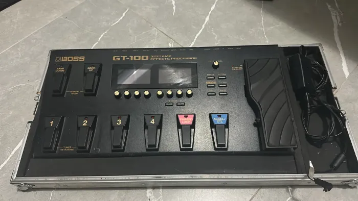 GT100 + HARD CASE