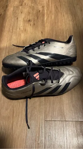 Chuteira Society Adidas - Número 42
