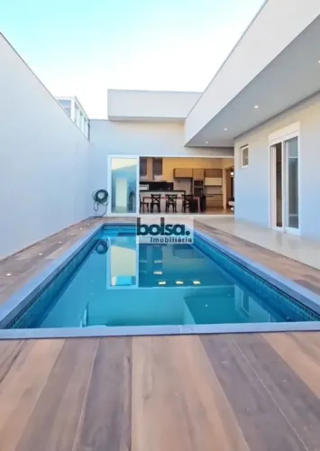 CASA NO CONDOMINÍO ESTORIL V ! ! !