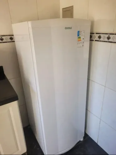 Geladeira Consul Degelo Seco 261 litros