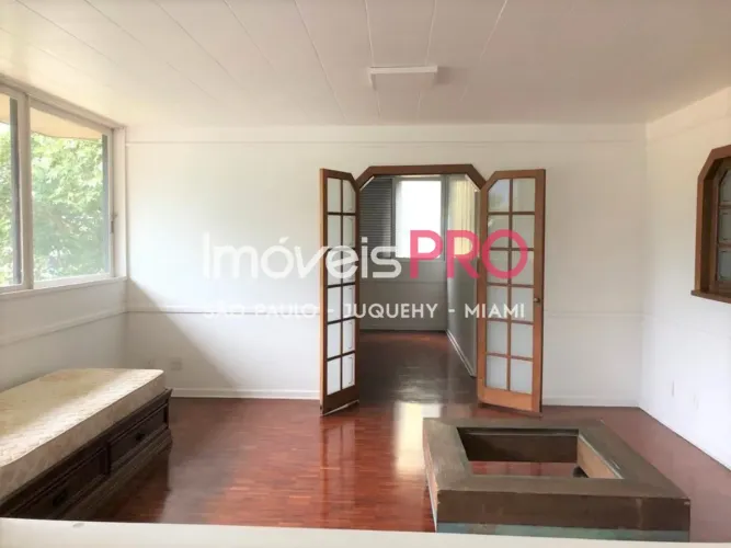 Excelente localização no Itaim Bibi com 170m² e 1 vaga.