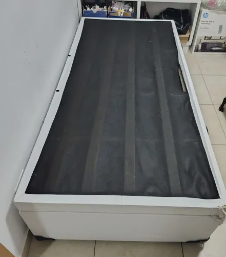 Cama solteiro baú