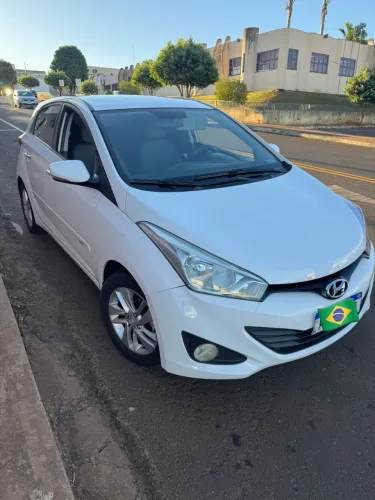 Hyundai HB20 Premium 1.6 Flex 16V Mec. 2014