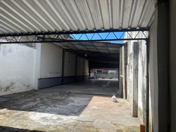 ALUGO PRÉDIO COMERCIAL