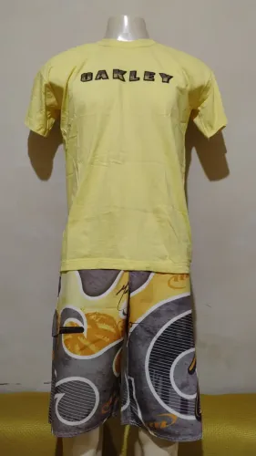 Camisas e bermudas 70.00 aceitamos cartão de crédito 